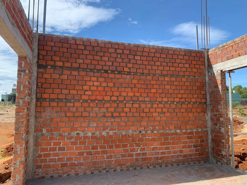 Xi măng dùng để trộn vữa xây tường tùy thuộc vào loại gạch và độ dày xây