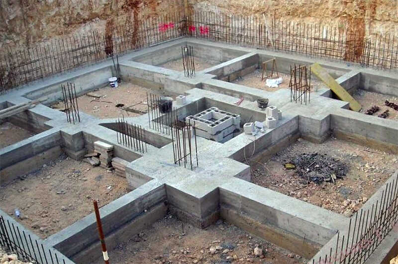 Tùy vào diện tích móng sẽ ảnh hưởng tới khối lượng xi măng cần có